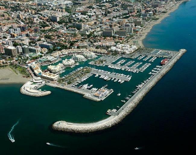 Malaga Benalmadena Puerto Marina Playa Vacacional Luxury Appartement Buitenkant foto