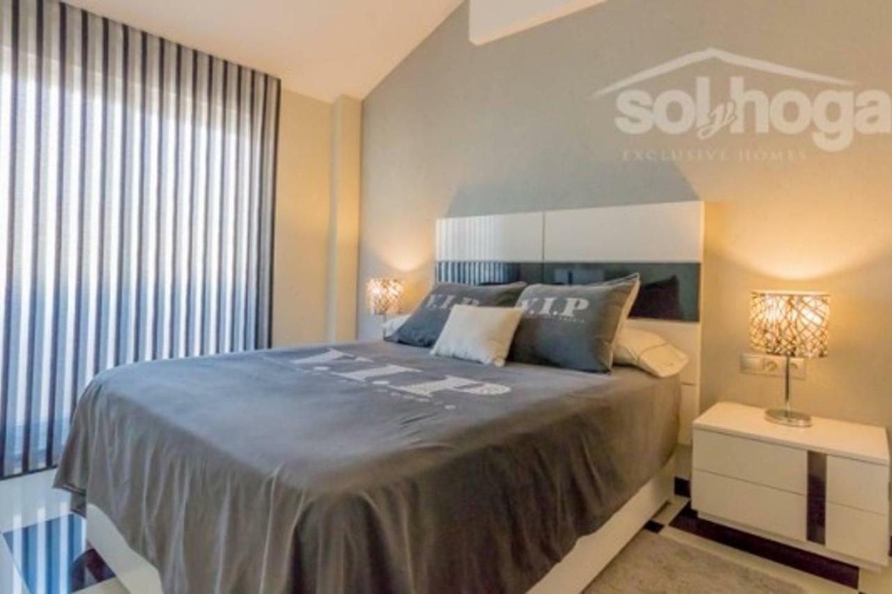 Malaga Benalmadena Puerto Marina Playa Vacacional Luxury Appartement Buitenkant foto
